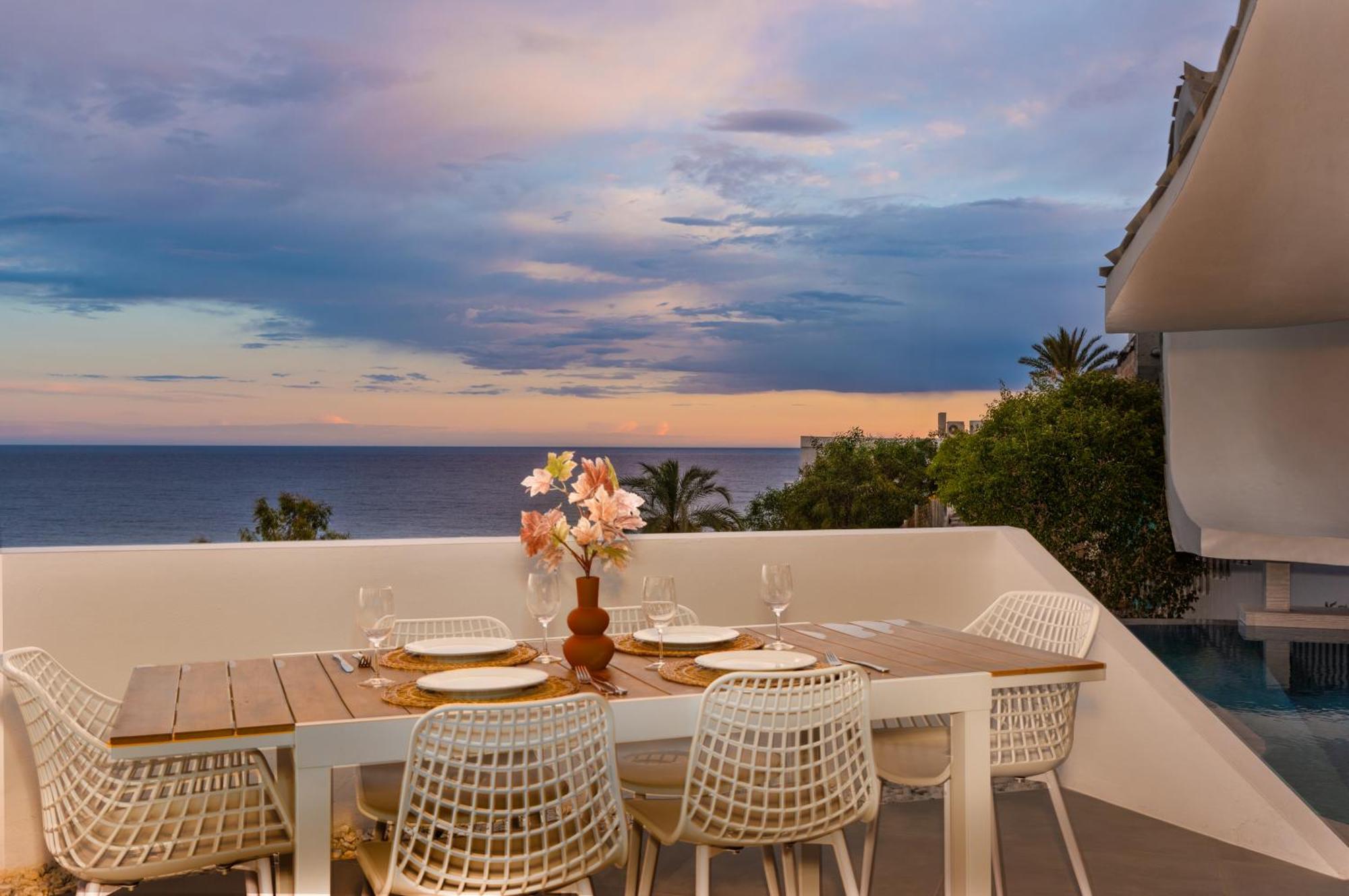 Rentitspain Casa Del Acantilado Piscina Climatizada ซาโลเบรญา ภายนอก รูปภาพ