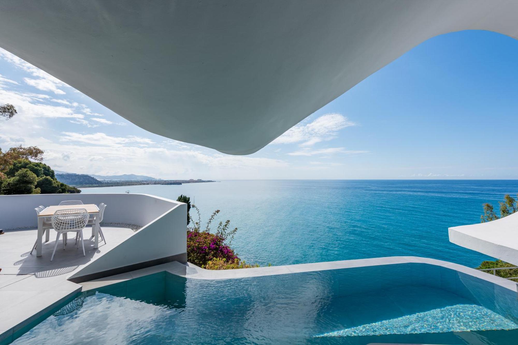 Rentitspain Casa Del Acantilado Piscina Climatizada ซาโลเบรญา ภายนอก รูปภาพ