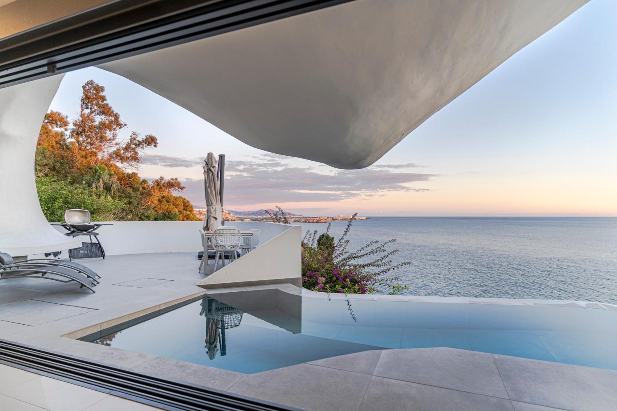Rentitspain Casa Del Acantilado Piscina Climatizada ซาโลเบรญา ภายนอก รูปภาพ
